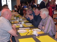 Gezellig tafelen met gemeenteraadslid Bert De Haes